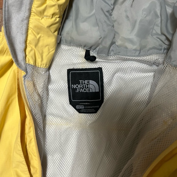 North Face Rain Jacket - Picture 3 of 4